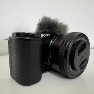 Sony ZV-E10 with 16-50mm Kit Lens