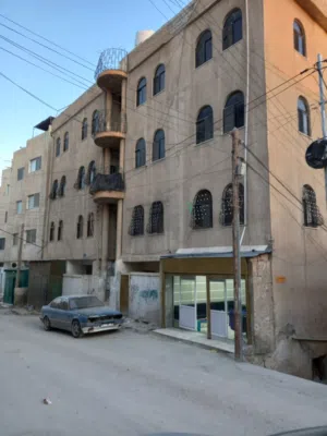 4 Floors . 228 m2 . Agent1