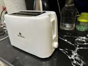 New Toaster Universal UN-038A 750W