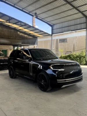 Range Rover Vogue 2023 اعلى مواصفات لون اسود