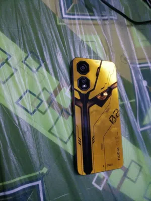Nubia new 2 5g phone 2 day used only one year warranty