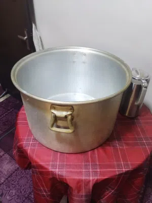 قدر المنيوم ثقيل