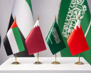 اعلام سارية وكؤوس وميداليات ودروع تكريم وشعارات