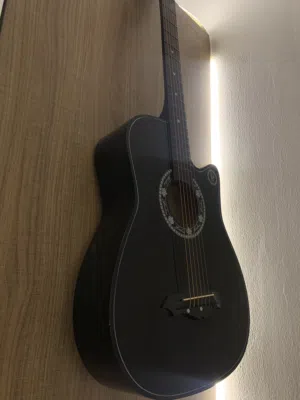 جيتار اكوستيك اسود للبيع / Acoustic guitar for sale