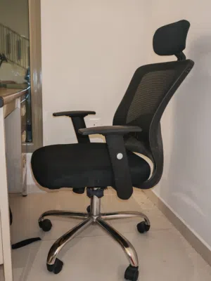 Clearance prices office chairs and desk and guest chairs and office reception desk