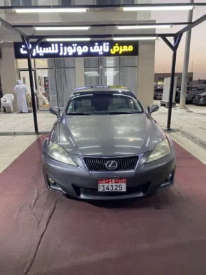 Used Lexus IS in Al Ain