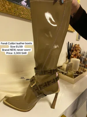 Fendi Colibri Leather Boots – Size 39 (Brand New)