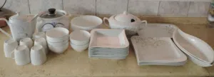 أواني تقديم طعام