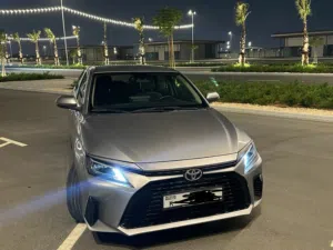 تويوتا يارس 2023/G/اول مالك من الوكالة