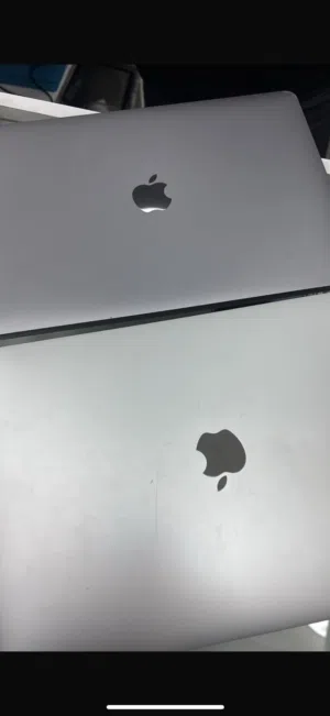 MacBook Pro 2020 broken screen