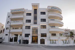 مشروع المسك  الطابق الأول – مساحة 236 م2 موقعنا شفا بدران بالقرب من سلالة مول منطقة هادئة ومريحة