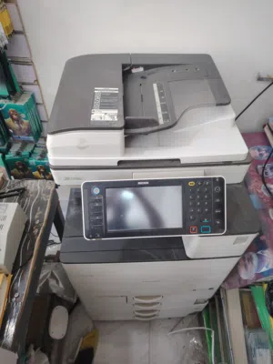 طابعه ريكو MP C4503 طابعه نضيفه جدا  استخدام قليل