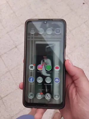 Samsung . Galaxy A12 . 64 GB4