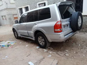 باجيرو مستوبيشي 2004 للبيع