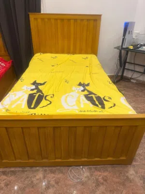 4 أسره تفصيل خشب للبيع