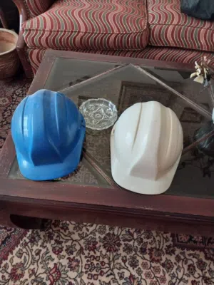 خوذتان.  موقع جديدةمهندسين