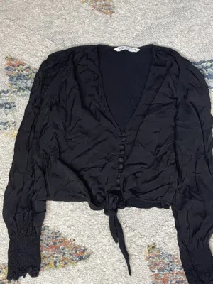 قطعه من Zara بحالة ممتازه