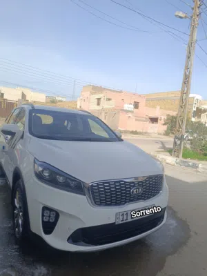 كيا سورينتو موديل ال20 مكفول ماشي47