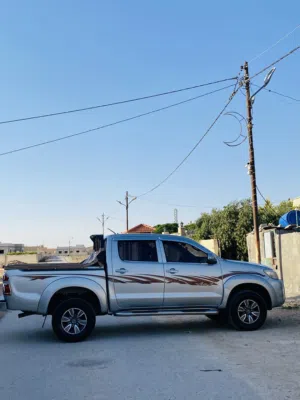 Used Toyota Hilux in Mafraq