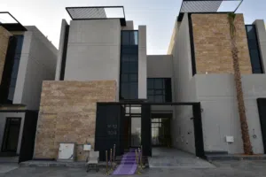 365 m2 4 Bedrooms Villa for Sale in Al Riyadh An Narjis