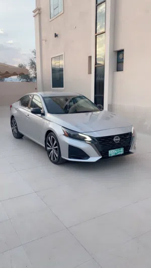 Used Nissan Altima in Muscat