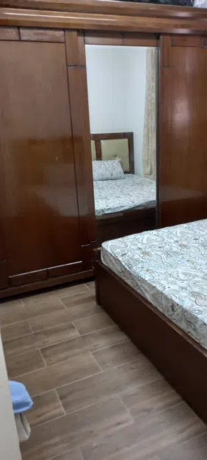 غرفة نوم (زان x بلوط) للبيع