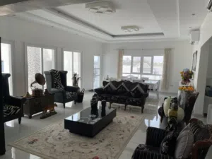 Big and Beautiful Modern VILLA FOR BIGGER FARMILY OR BED AND BREAKFAST فيلا فخمة وكبيرة