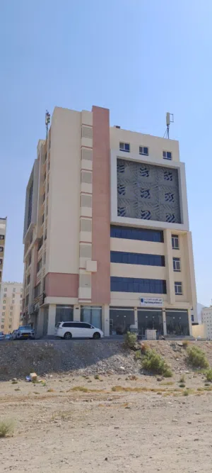 Shops in AlAmerat free wifi (B7820)