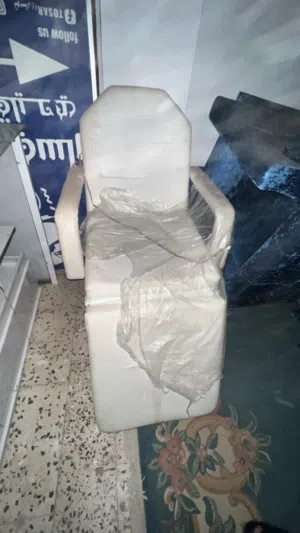 معدات محل للبيع