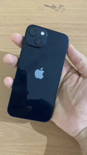 ايفون 13 العادي