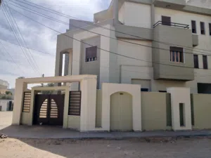 ‏سنوي ‏.‏ 300 م٢‏4
