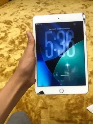 ايباد مني فايف ربي ايبارك عيبه كسر بس مش امأتر علي شي