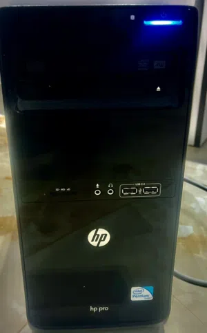 جهاز كمبيوتر  hp pro استعمال نظيف اصلي