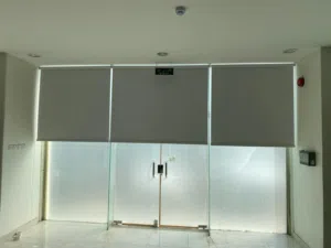 الستائر الرول