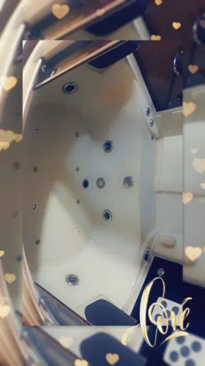 جاكوزي مستعمل بحاله ممتازه