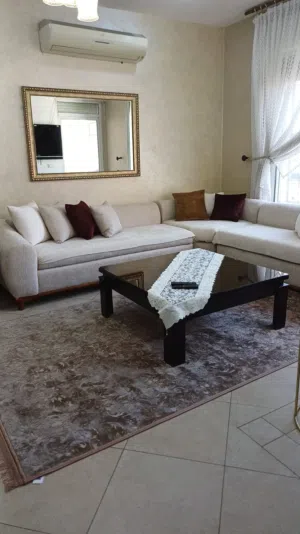 190 m2 3 Bedrooms Apartments for Rent in Amman Abdoun