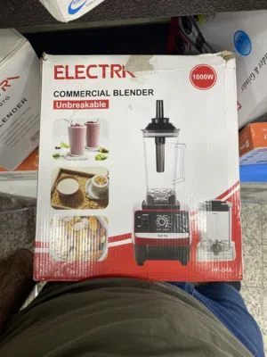 خلاط صناعي اصلي كفاله سنتين من شركة الكترا  يصلح للمحلات و قهاوي فقط