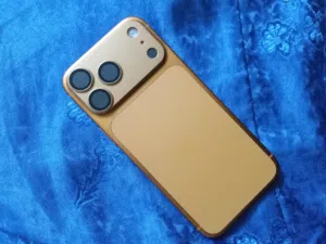 17 pro max شرق اوسط