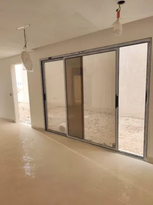 محل زجاج ومرايه بالرياض