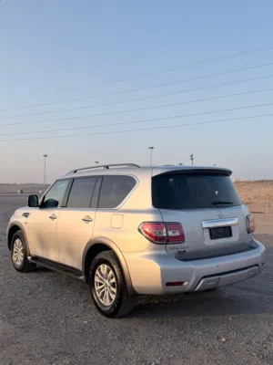 مواصفات نيسان أرمادا 2017 دفع رباعي 4x4 حجم عائلي