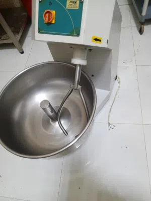 مكينة عجانة تركيا نظيفه ماقيها شي