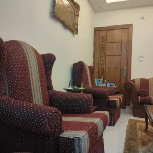 طقم كنب ضيوف مستعمل عالخفيف