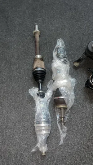 تويوتا افالون 2003الي 2008