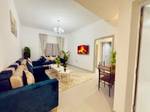 G2- شقة غرفة وصالة وحمامين مفروشة جديد بناء جديد للايجار الشهري شاملة الفواتير في كورنيش عجمان