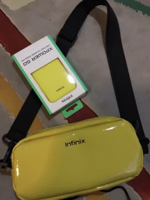 حقيبة يد ماركة انفنكس infinix وباور بنك 5000m