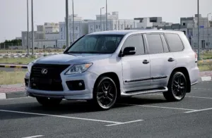للبيع جيب لكزس LX570. 2010
