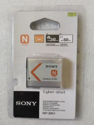 شواحن وبطاريات لجميع انواع الكمرات الديجيتال القديمه والحديثة كانون نيكون باناسونيك فوجئ كاسو سوني