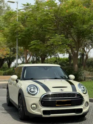 Mini Cooper S 2019 John Cooper Works