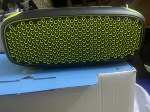 Wuwoاسبيكر  55W  حاله ممتازه معاه ميك واير ليس  البطاريه شغاله 6 ساعات  BASS قوي و متاح 3 انواع من