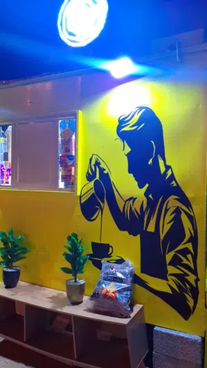 فوترك للإيجار أو للبيع مع كامل معداته